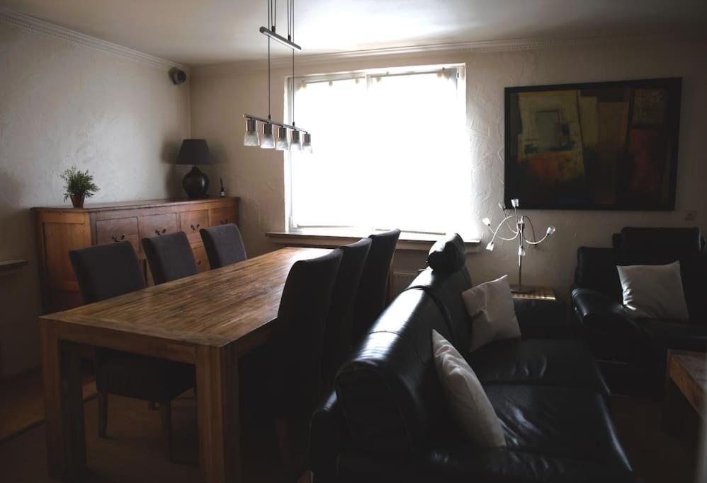 Cozy 3 Bedroom House With 11 Kw Electric Car Charger Hesperange Kültér fotó