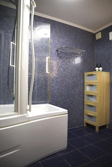 Cozy 3 Bedroom House With 11 Kw Electric Car Charger Hesperange Kültér fotó